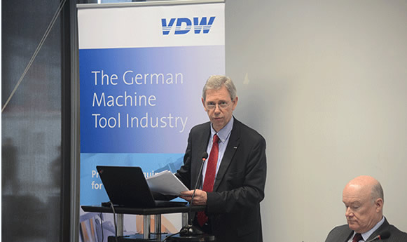 德国机床制造商协会经济部部长Gerhard Hein先生 德国机床制造商协会经济部部长Gerhard Hein先生
